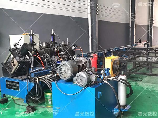 為什么角鋼沖孔機(jī)獲得用戶的青睞 為什么角鋼沖孔機(jī)獲得用戶的青睞